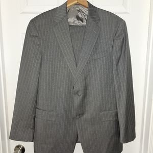 Hart Schaffner Marx Gold Trumpeter Collection Suit